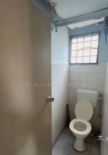 Apartment for Sale at Apartment Idaman - Edmund Goh - Bathroom - PropertyGuru.com.my