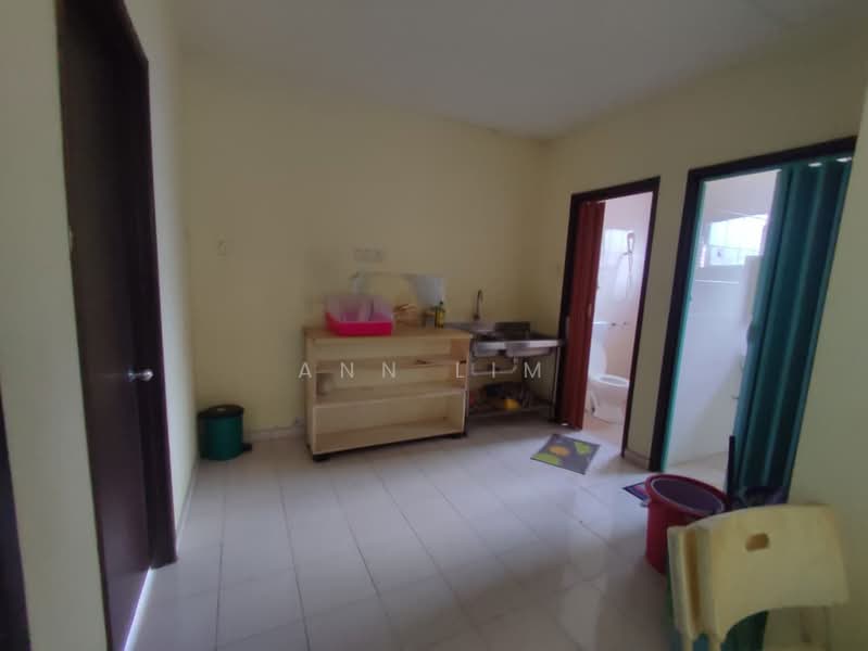 Rumah Teres 1.5 Tingkat untuk Dijual di Petaling Jaya (Selangor) - Ann Lim - Kitchen - PropertyGuru.com.my