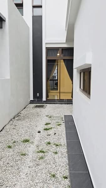 Semi-Detached House for Rent in Setia Alam (Selangor) - Doris Chuah - Exterior - PropertyGuru.com.my