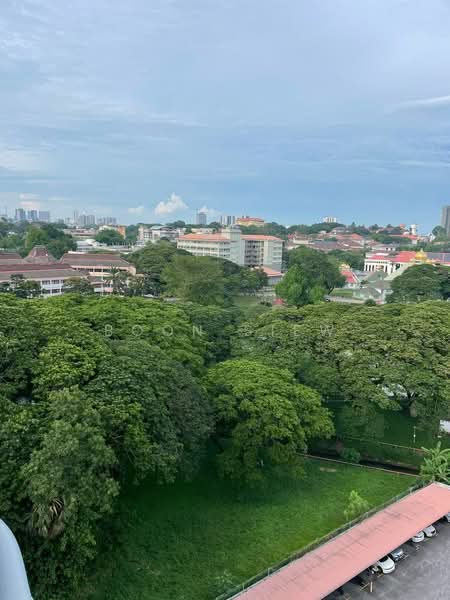 Pangsapuri untuk Dijual di Desa Universiti - Boon Siew - Exterior - PropertyGuru.com.my