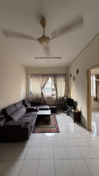Pangsapuri untuk Dijual di Pangsapuri Orkid - Ray Chong - Living Room - PropertyGuru.com.my