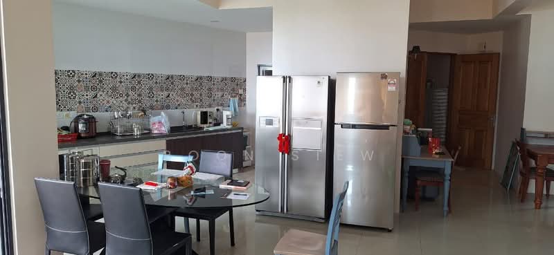 Condominium for Sale at The View Condominium - Boon Siew - Kitchen - PropertyGuru.com.my