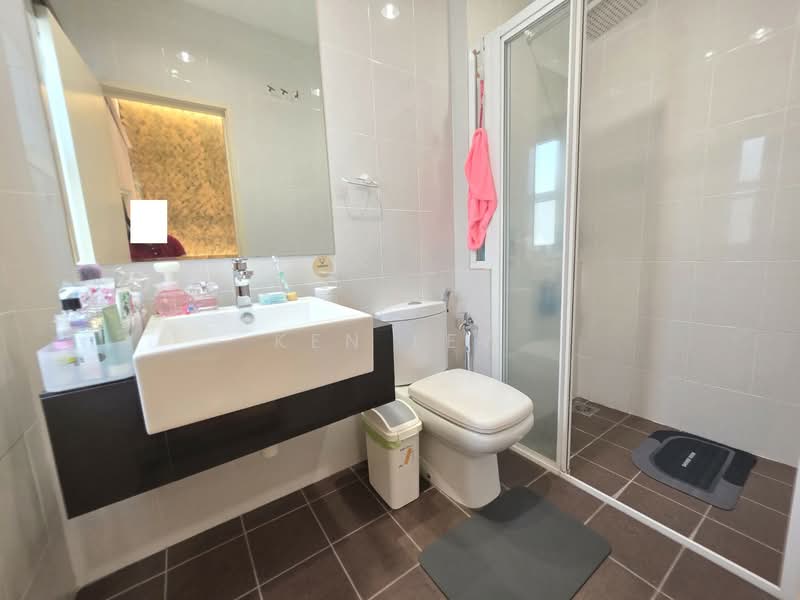 Rumah Banglo untuk Dijual di Batu 9 (Cheras) - Ken Lew - Bathroom - PropertyGuru.com.my
