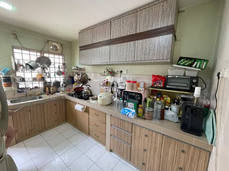 2-storey Terraced House for Sale in Taman Bukit Permai (Kajang) - Soon Sheng Law - Kitchen - PropertyGuru.com.my