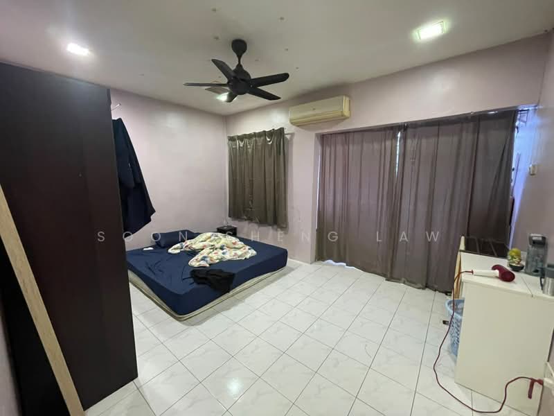 2-storey Terraced House for Sale in Taman Bukit Permai (Kajang) - Soon Sheng Law - Bedroom - PropertyGuru.com.my