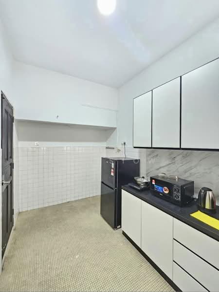 Rumah Teres 2 Tingkat untuk Dijual di Taman Tasek (Johor Bahru) - Eva Siow - Kitchen - PropertyGuru.com.my
