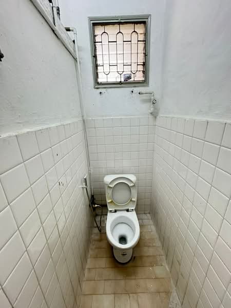 Rumah Teres 1 Tingkat untuk Disewa di Taman Sri Tebrau (Johor Bahru) - Jessica Ma - Bathroom - PropertyGuru.com.my