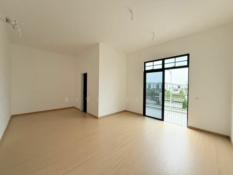 Cluster House for Sale in Iskandar Puteri (Nusajaya) (Johor) - Alvin Seah - Living Room - PropertyGuru.com.my