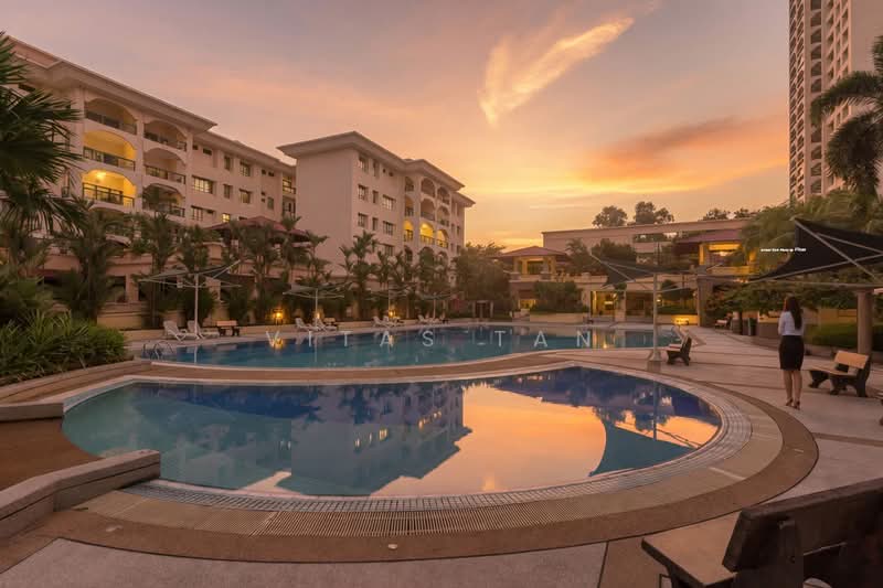 Kondominium untuk Dijual di 1 Bukit Utama - Vitas Tan - Exterior - PropertyGuru.com.my