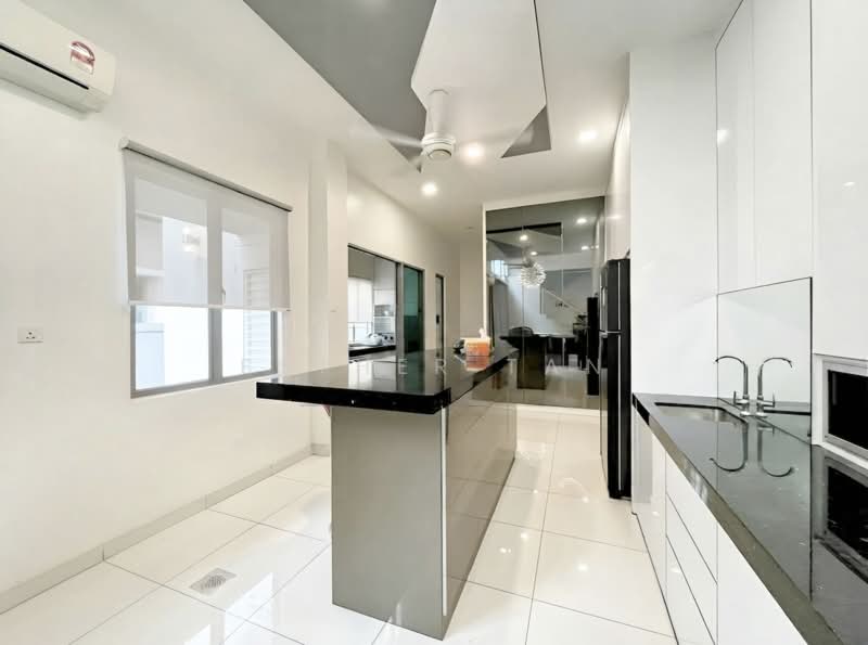 Rumah Banglo untuk Disewa di Ambang Botanic (Klang) - Esther Tan - Kitchen - PropertyGuru.com.my