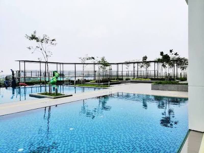 Condominium for Sale at The Edge Residence - Mr. Chew - Pool - PropertyGuru.com.my