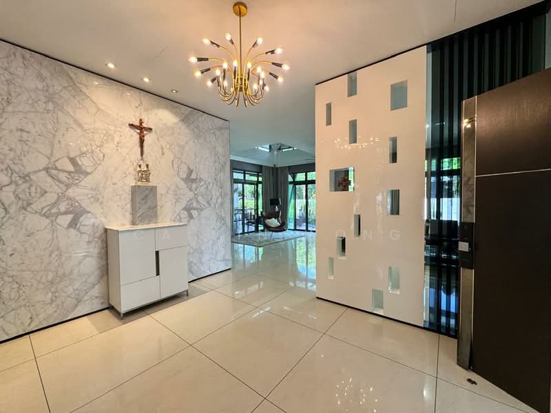 Rumah Banglo untuk Dijual di Johor Bahru (Johor) - Calvin Wong - Entrance - PropertyGuru.com.my