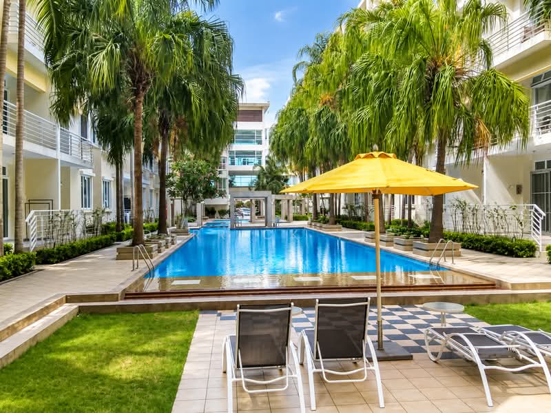 Condominium for Sale at Klebang 8 - Derrick Yee - Pool - PropertyGuru.com.my