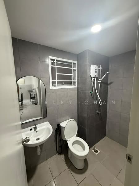 Kondominium untuk Disewa di Residensi Sateria - Shirley Chan - Bathroom - PropertyGuru.com.my