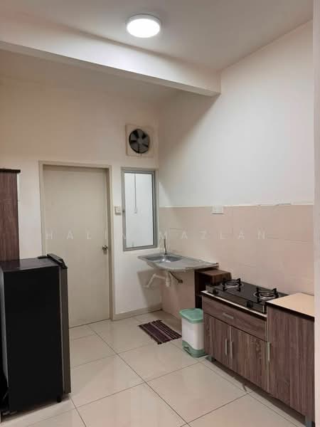 Service Residence for Rent at Savanna Executive Suite @ Southville City - Halim Mazlan - Kitchen - PropertyGuru.com.my