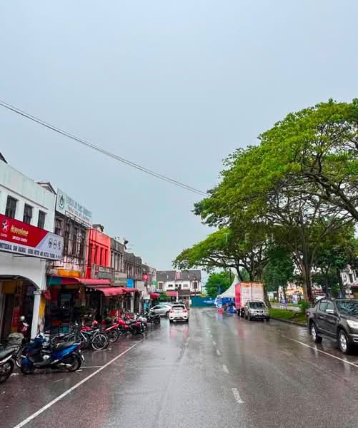 Kedai untuk Dijual di Taman Desa Cemerlang (Ulu Tiram) - Serene Teh - Exterior - PropertyGuru.com.my