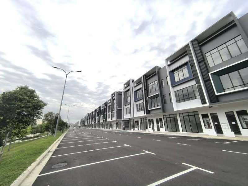 Kedai / Pejabat untuk Dijual di Austin Crest (Johor Bahru) - Yoland . - Exterior - PropertyGuru.com.my