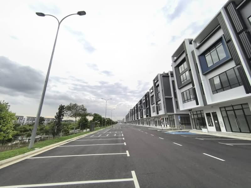 Kedai / Pejabat untuk Dijual di Austin Crest (Johor Bahru) - Yoland . - Exterior - PropertyGuru.com.my