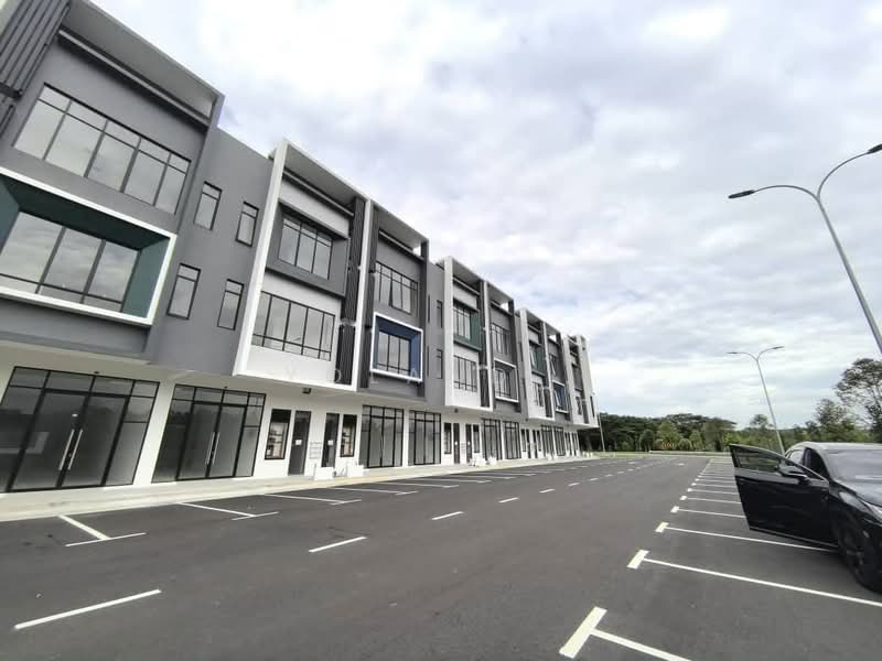 Kedai / Pejabat untuk Dijual di Austin Crest (Johor Bahru) - Yoland . - Exterior - PropertyGuru.com.my