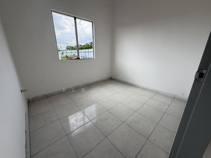 Rumah Berkembar untuk Dijual di Kampung Baru Batu 9 (Telok Panglima Garang) - Klaus Teo - Interior - PropertyGuru.com.my