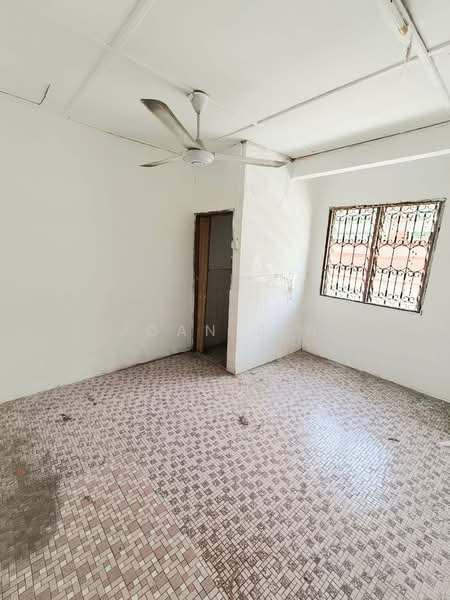 Rumah Teres 2-Tingkat untuk Dijual di Taman Sri Tebrau (Johor Bahru) - Joan Sin - PropertyGuru.com.my