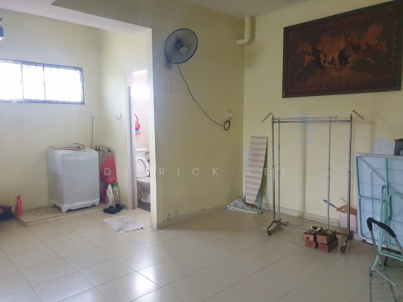 Semi-Detached House for Sale in Kampung Enam (Melaka City) - Derrick Yee - Bathroom - PropertyGuru.com.my