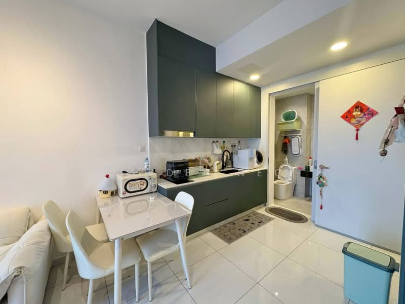 Servis Apartment untuk Dijual di Sky Trees - Jayden Neo - Kitchen - PropertyGuru.com.my