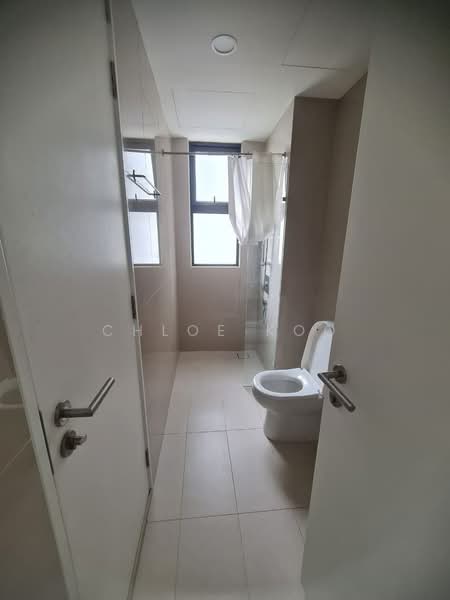 Servis Apartment untuk Disewa di South View - Chloe Koo - Bathroom - PropertyGuru.com.my