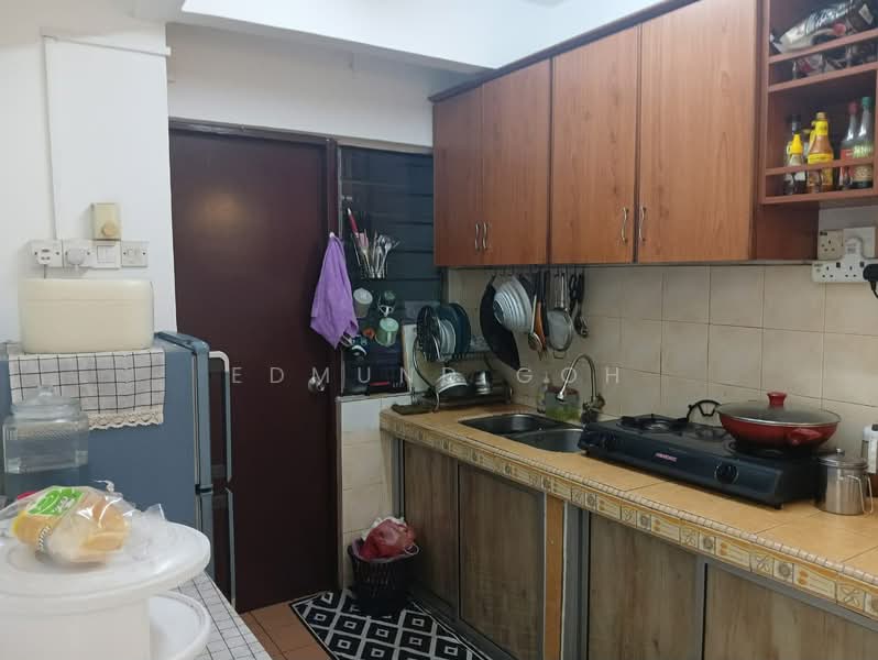 Apartment for Sale at Vista Subang - Edmund Goh - Kitchen - PropertyGuru.com.my