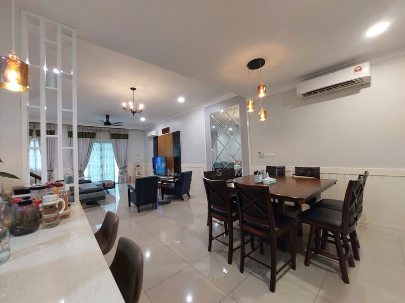 2-storey Terraced House for Sale in Cyber 1 (Cyberjaya) - Azlin Ismail - Living Room - PropertyGuru.com.my