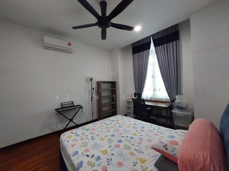 2-storey Terraced House for Sale in Cyber 1 (Cyberjaya) - Azlin Ismail - Bedroom - PropertyGuru.com.my