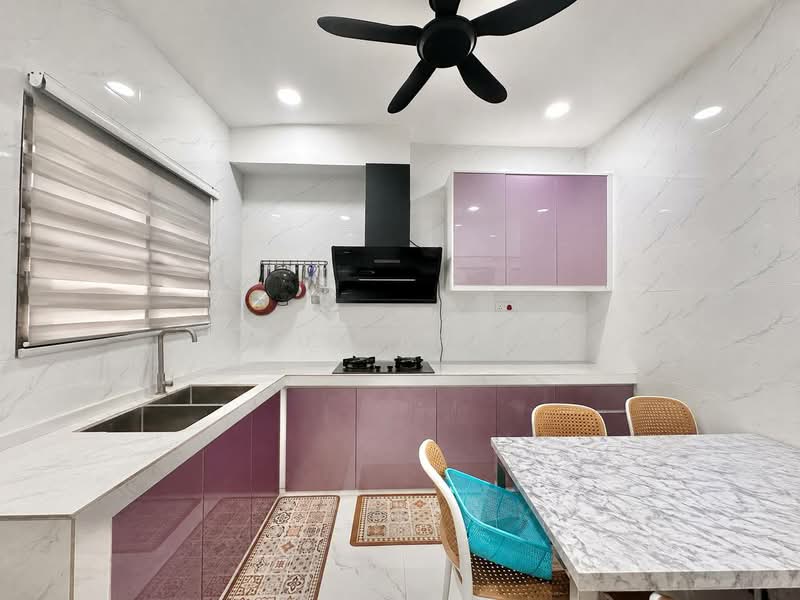 2-storey Terraced House for Sale in Shah Alam (Selangor) - Zul Arif - Kitchen - PropertyGuru.com.my