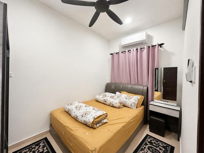 2-storey Terraced House for Sale in Shah Alam (Selangor) - Zul Arif - Bedroom - PropertyGuru.com.my