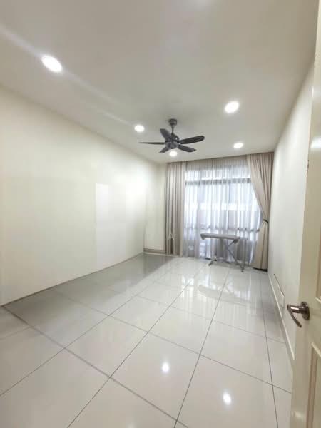 Rumah Teres untuk Dijual di Johor Bahru (Johor) - Jordan . - PropertyGuru.com.my
