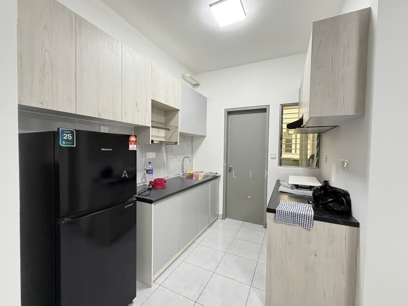 Apartment for Rent at Idaman Melur @ Cybersouth - Aaden Lim - Kitchen - PropertyGuru.com.my