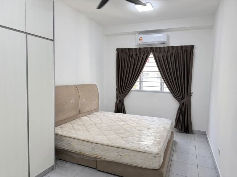 Apartment for Rent at Idaman Melur @ Cybersouth - Aaden Lim - Bedroom - PropertyGuru.com.my