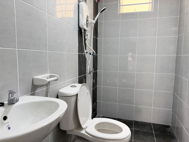 Apartment for Rent at Idaman Melur @ Cybersouth - Aaden Lim - Bathroom - PropertyGuru.com.my