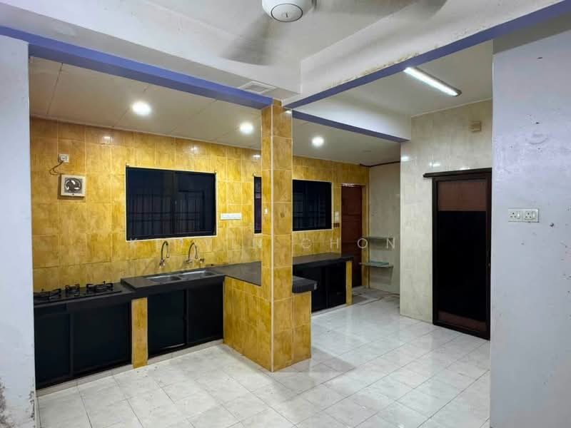 2-storey Terraced House for Rent in Ipoh (Perak) - Kelvin Chong - Kitchen - PropertyGuru.com.my