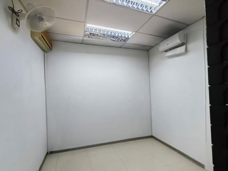 1-storey Terraced House for Sale in Taman Johor Jaya (Johor Bahru) - Max Lam - PropertyGuru.com.my