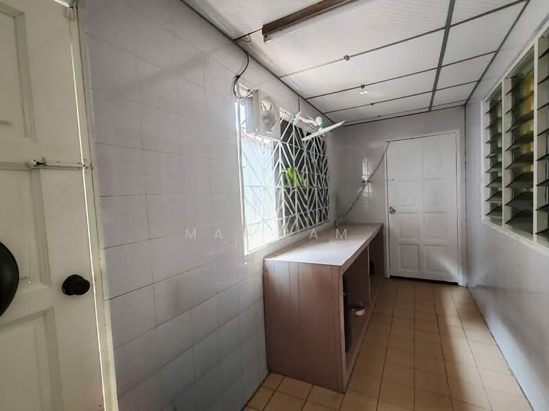 1-storey Terraced House for Sale in Taman Johor Jaya (Johor Bahru) - Max Lam - PropertyGuru.com.my