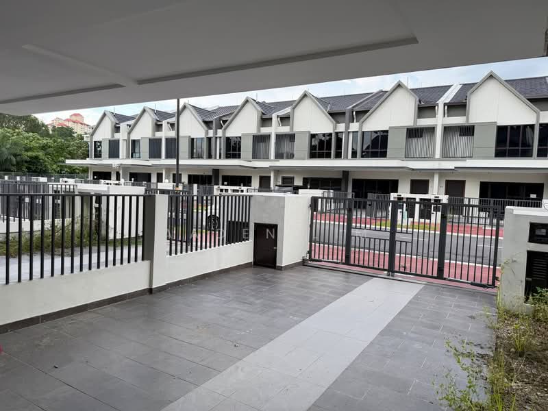 2-storey Terraced House for Sale in Bandar Kinrara Seksyen 8 (Bandar Kinrara) - Aaden Lim - Exterior - PropertyGuru.com.my