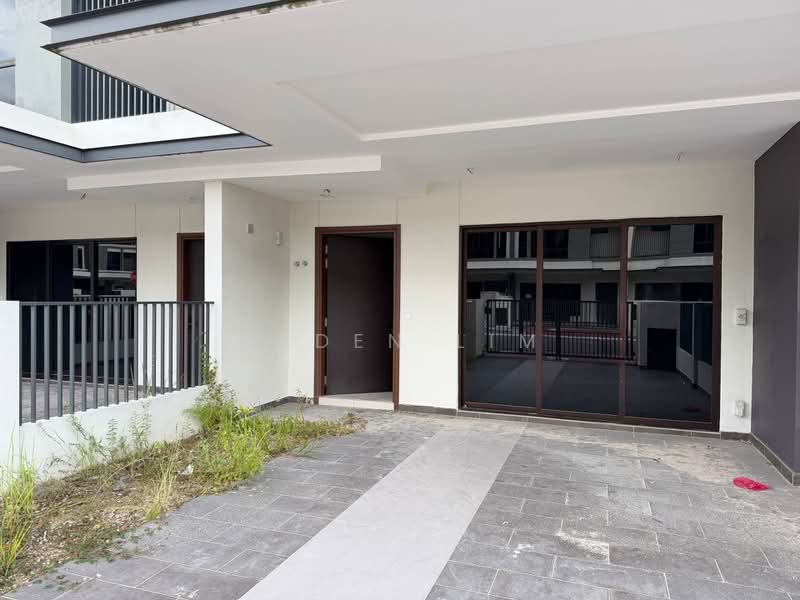 2-storey Terraced House for Sale in Bandar Kinrara Seksyen 8 (Bandar Kinrara) - Aaden Lim - Exterior - PropertyGuru.com.my