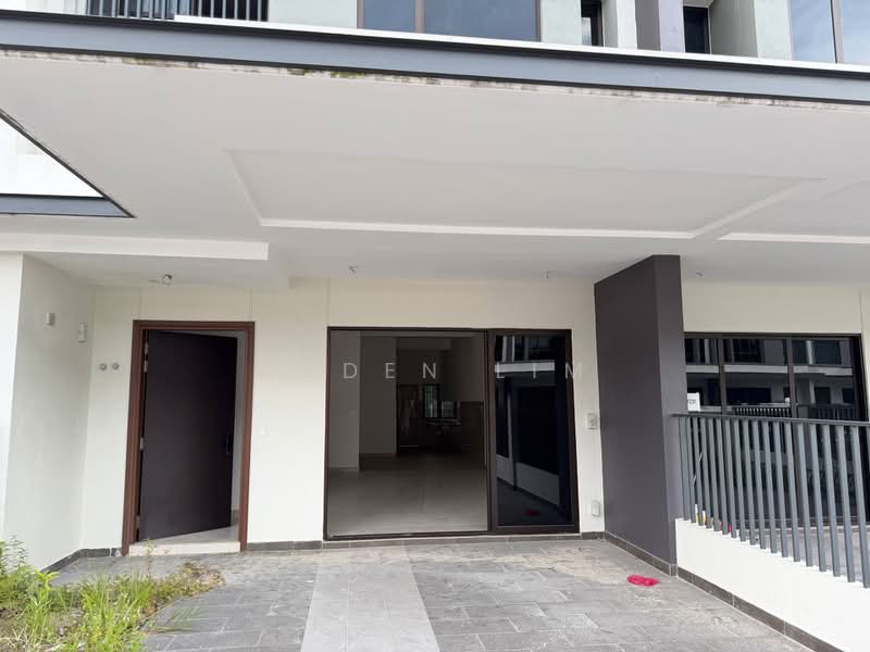 2-storey Terraced House for Sale in Bandar Kinrara Seksyen 8 (Bandar Kinrara) - Aaden Lim - Exterior - PropertyGuru.com.my