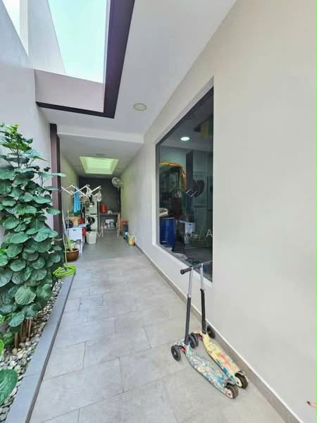 Cluster House for Sale in Taman Gaya (Ulu Tiram) - Emily Hau - Exterior - PropertyGuru.com.my