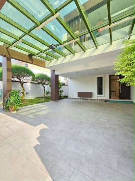 Cluster House for Sale in Taman Gaya (Ulu Tiram) - Emily Hau - Exterior - PropertyGuru.com.my