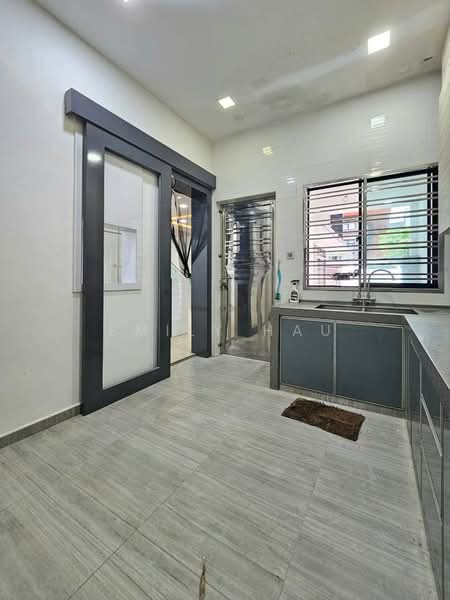Rumah Kluster untuk Dijual di Skudai (Johor) - Emily Hau - Kitchen - PropertyGuru.com.my