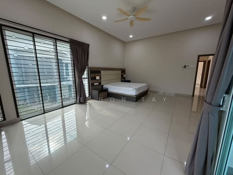 Semi-Detached House for Sale in Taman Dato Onn (Johor Bahru) - See Hon Tay - PropertyGuru.com.my