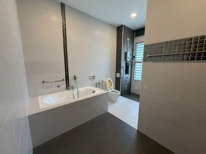 Semi-Detached House for Sale in Taman Dato Onn (Johor Bahru) - See Hon Tay - PropertyGuru.com.my