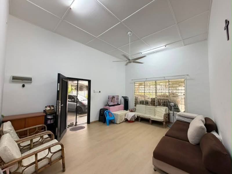 Bungalow for Sale in Taman Kebun Teh (Johor Bahru) - Ken Chai - PropertyGuru.com.my