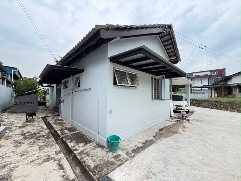 Bungalow for Sale in Taman Kebun Teh (Johor Bahru) - Ken Chai - PropertyGuru.com.my